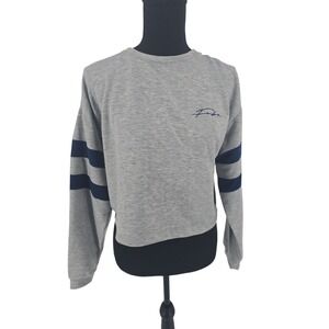 New FUBU Sweatshirt Size XL Women's Gray‎ Crew Neck